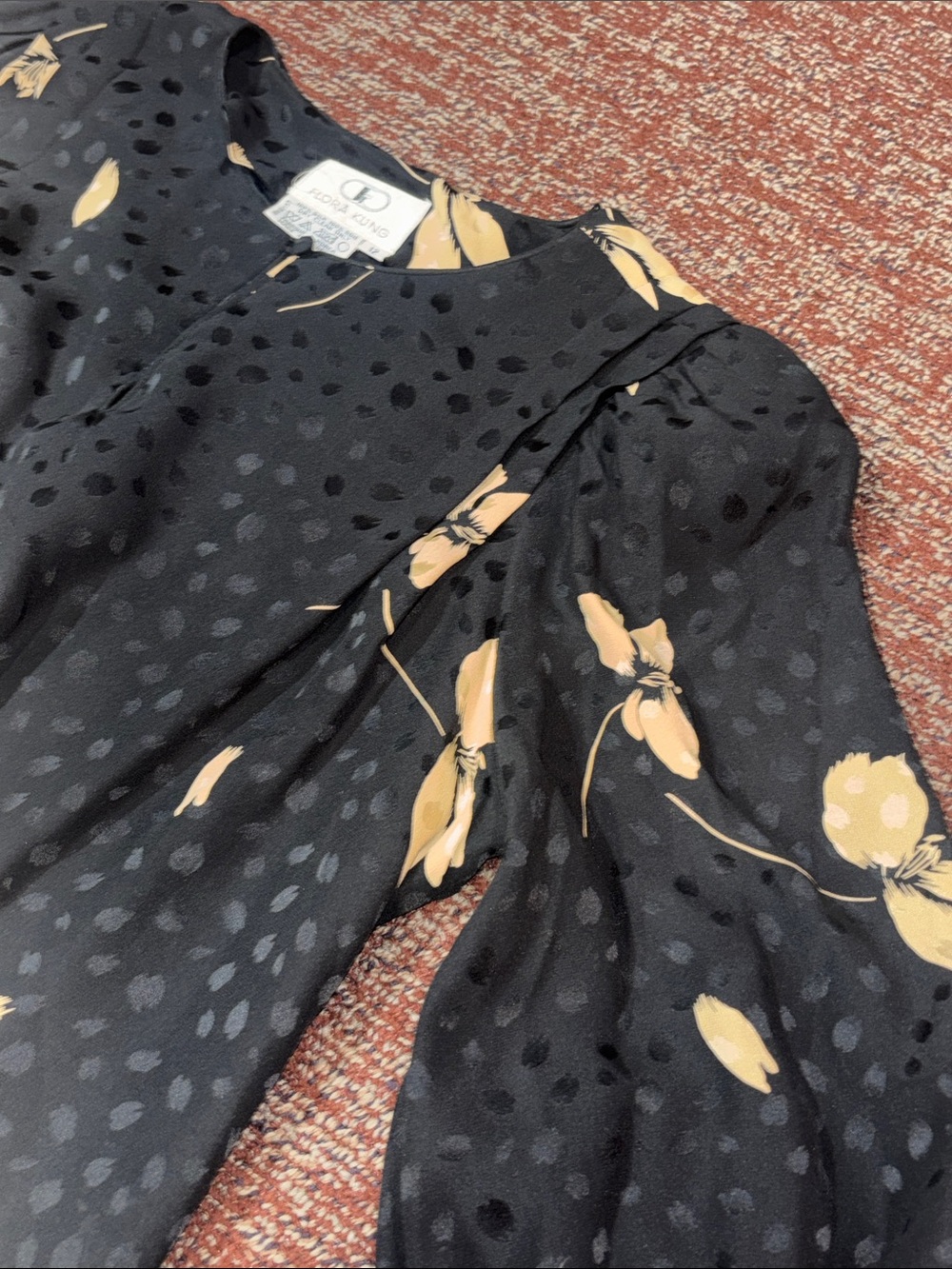 Vintage Flora Kung silk dress monochrome polka dot loose fit floral print dress - Picture 6 of 15